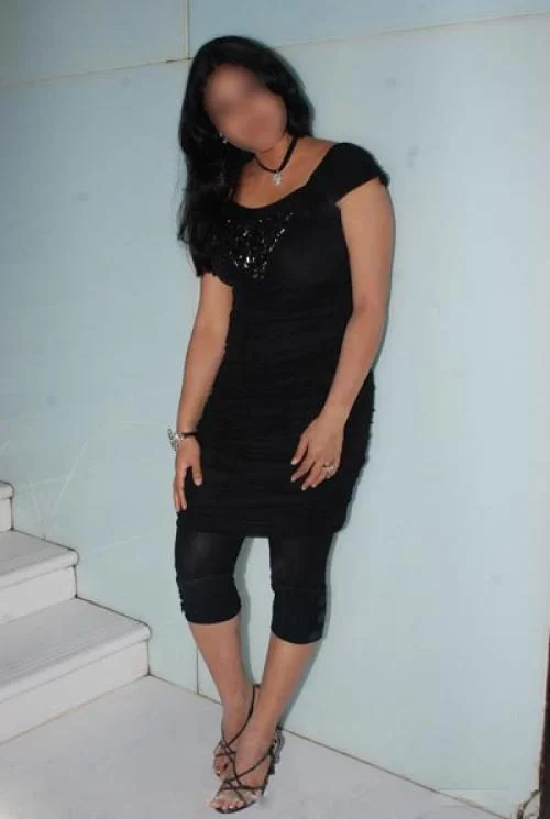 Call Girls Panchsheel Park